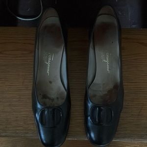 Vintage Fragamo all leather women shoes